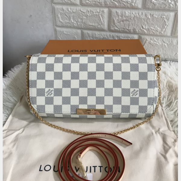 Louis Vuitton réplique Backpacks faux sac pas cher , imitation sac